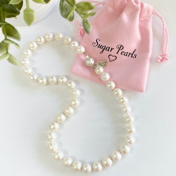 Freshwater Pearl Necklace - Picture 2 of 5